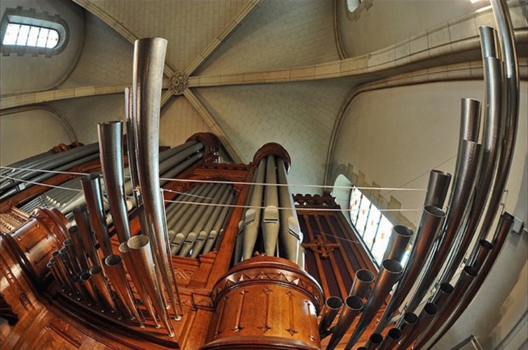 Grand orgue de Saint Pierre de Neuilly.